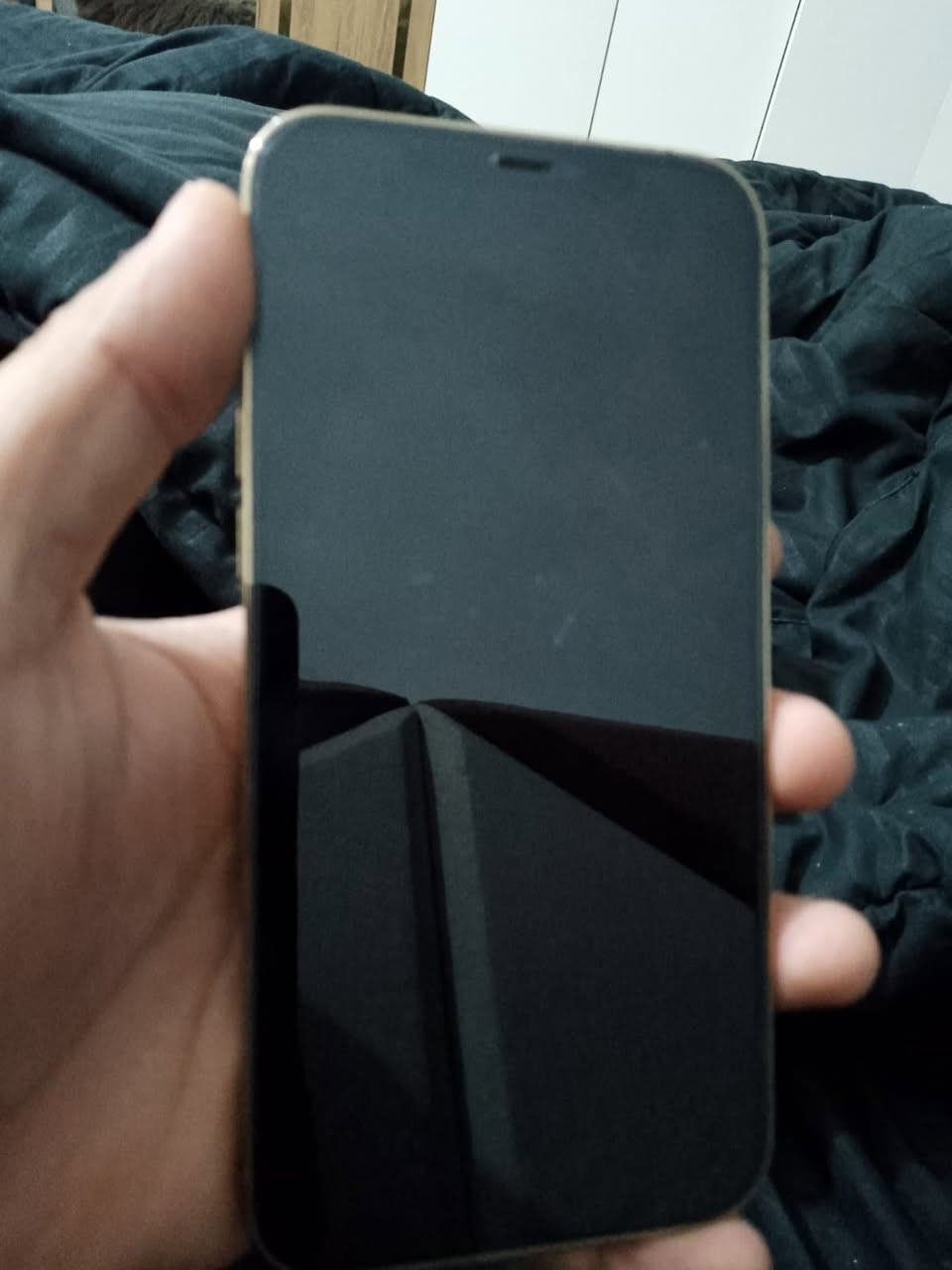 السلام عليكم ايفون12برو ماكس وتر وتر يعني تليفون ما مبدل اي شي بي ولا مفتوح تلفون لوك جديد ذاكره 128 بطاريه 78 مكاني البلديات رقمي ***********
