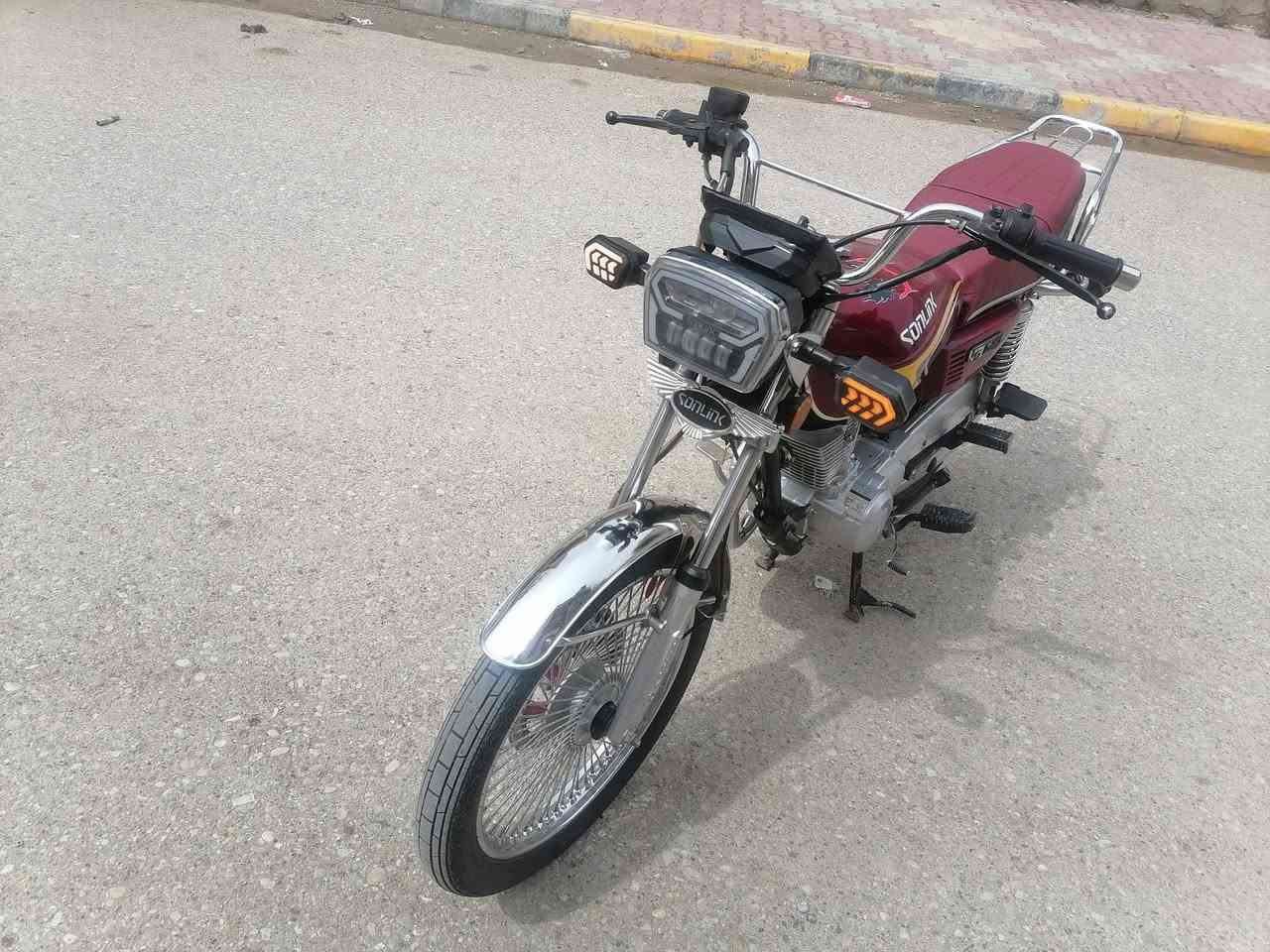 اربعه كير تايكر 
مكفوله كفاله عامه للبيع 
موديل 25
بيها خمسه ارواق 
واسط عزيزيه 
للتواصل ***********
