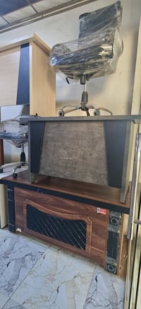 معرض ومعمل سند • اثاث جديد ومستعمل • قنفات حسب الطلب