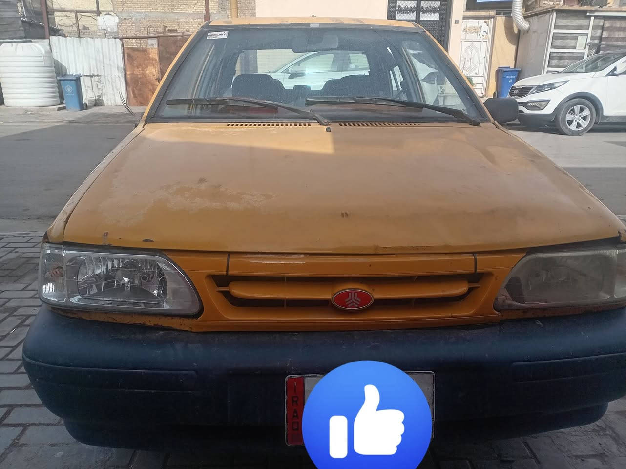 السلام عليكم شباب
سايبا 2011 نفخ كير خير من الله مكينه كايمه بس شغاله نعمه من الله شواصي واحد بيه فطر بنهايه الشاصي تخم تاير كهربائيات كلها شغاله وغرفتها حلوه هيئه وغرامات مصفره 
سعرها 15 قفل 
***********
