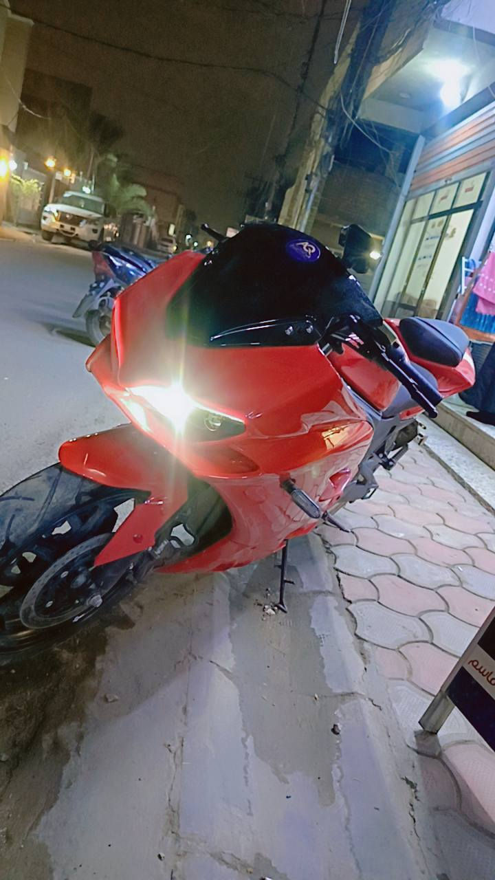 السلام عليكم متاح بطحه شحن ايطالي محركهه 6000
6بطاريات 
مكاني بغداد الخطيب الزراعي
مع شاحنه
+دبل بصمه 
***********
سعر 3٫500مليون ونصف 
وبيهه مجال
