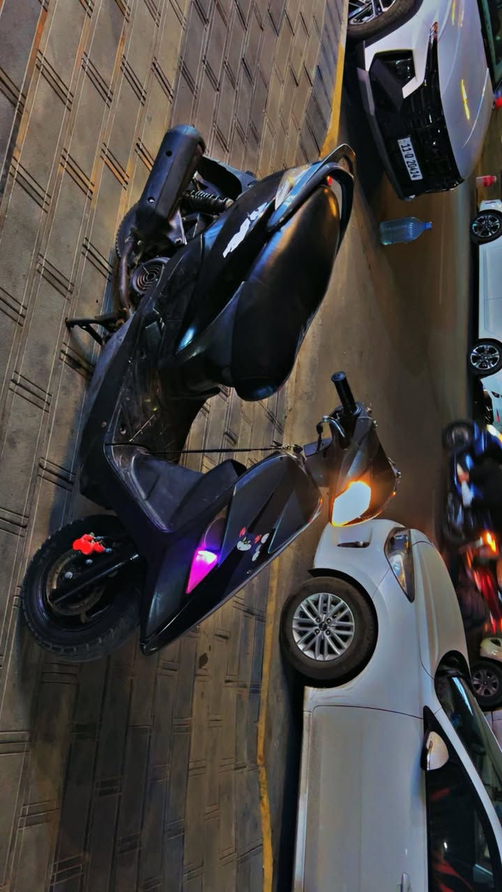 دراجه ثعلب للبيع بلادي قيم وأخذ ختم واحد ويه المكينه سلف كهربائيات كله شغاله صالنصه بلادي جيك واخذ لاتبخير لادخان الدراجه اطيك بيه ضمان يصير بيه شي ترجعه كلشي بلادي
مكاني بغداد العطيفيه ***********
