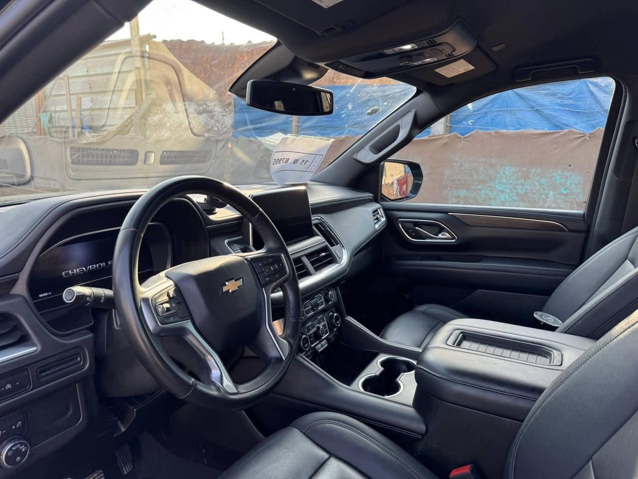 السلام عليكم للبيع تاهو موديل 2023 وارد امريكي فئه LT رقم بغداد  انكليزي  سياره جديده بدون نواقص
الحادث جاملغ خلفي
بدون ايرباك 

ومعروفة مواصفات  LT 
 
كشنات جلد تدفئه كشن خلفي VIP  منفصل
3 شاشات توقف ذاتي صندوك كهرباء 
مكان حله 
***********
