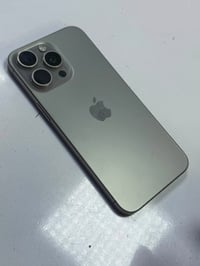 آيفون 15 برو ماكس • ٢٥٦ • بطارية ٨٨