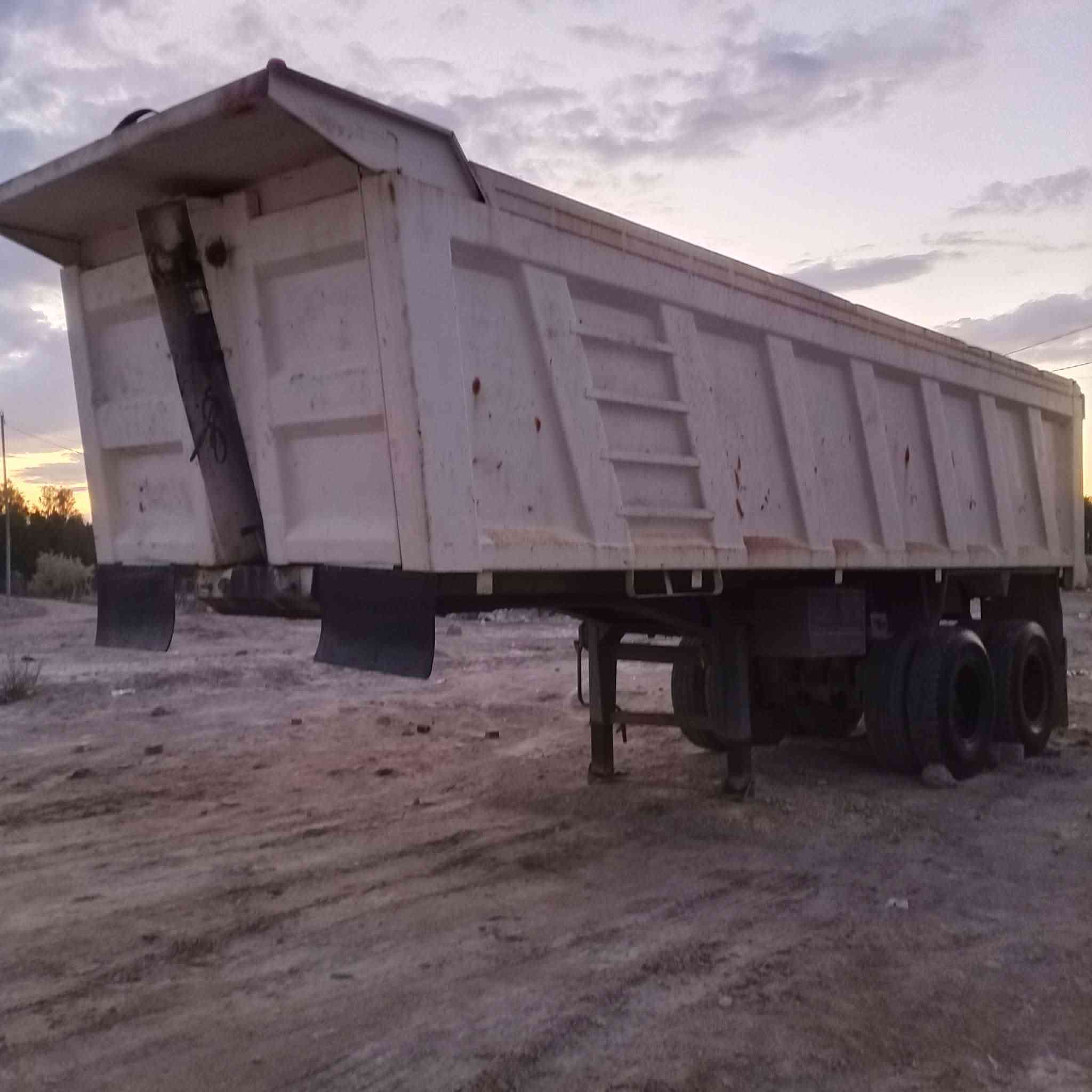 السلام عليكم
للبيع عربانه علم مجموعة براد 16 ذرعه 32 ستندر  مكفولة كفاله عامه جك جديد عربانه جاهزه للعمل للاستفسار الإتصال على الرقم ‏
‏‪0782 901 6576‬‏
