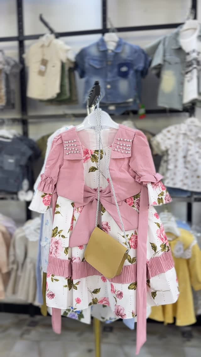 🎀🙂‍↔️
#explorer #مجمع #shopping #ملابس #اطفال


**إذا كنت صاحب هذا الإعلان وتريد حذفه لأي سبب، رجاءا أرسل رسالة إلى الدعم الفني**