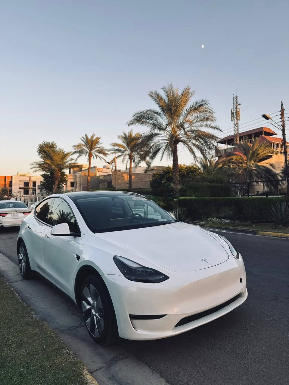 سلام عليكم حبايب
تيسلا 2023 
موديل y
السياره اونلاين ✅
فئه الدبل ماطور 
تمشي بالشحنه الوحده 500-550 km
ماشيه 30mi الف 
مواصفات السياره معروفه
سعر 23.500$
للاستفسار 
‪***********‬
مكان السياره تكريت
