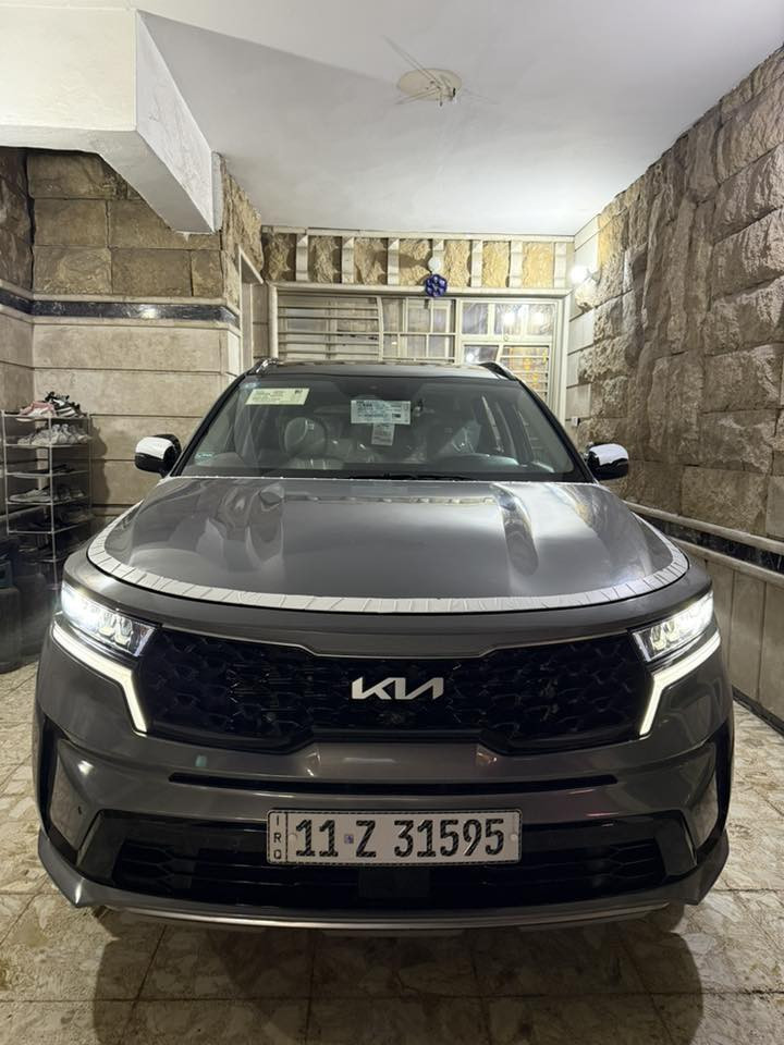 السلام عليكم
للبيع كيا سورنتو 2023 فئه S وارد امريكي حادثهه كلش بسيط طخه بخشم الجاملغ صفحه اليسره والبنيد وشبر بالقبق جنطه بدون تبديل كله ليبل واحد  صور الحادث مرفقه معا الصور السيارة جديده بمعنى الكلمه اخت الزيرو ماشيه 8 الف فول مواصفات واحد على واحد رقم بغداد بسمي شخصياً للستفسار الاتصال *********** مكاني بغداد الجديدة حي المعلمين
