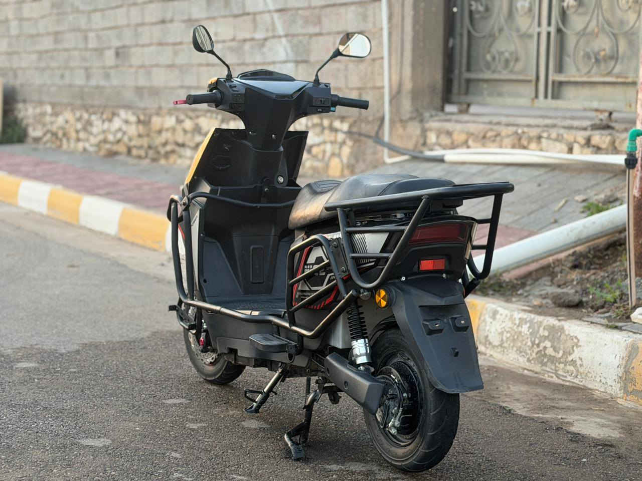 السلام عليكم شباب دراجه شحن بعدها لوك فول مواصفات وبسعر مناسب لين متوازي على فلوس لل استفسار واتس ***********
