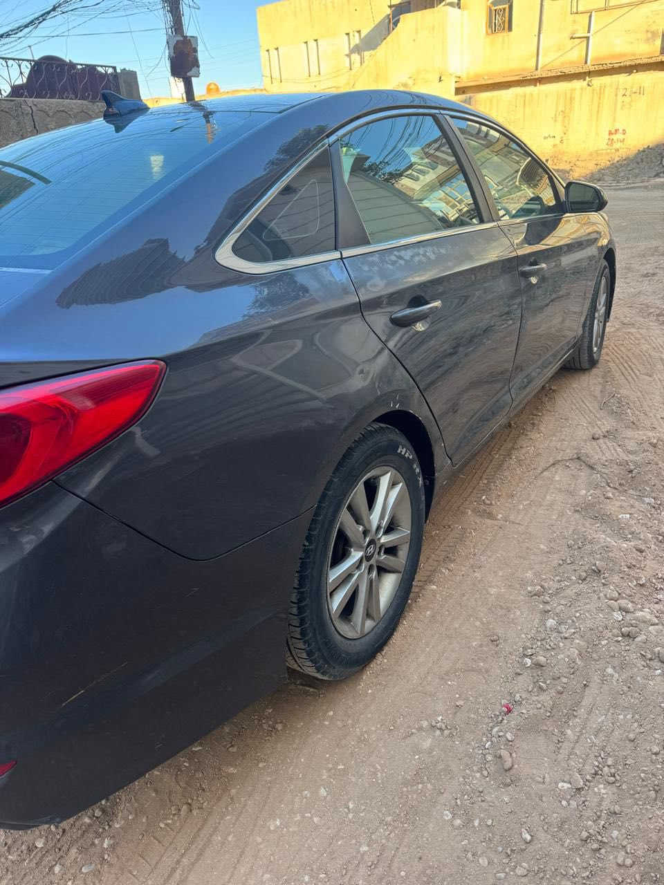 السلام عليكم 
سوناتا ٢٠١٦ وارد امريكي 
حادثها الباب الخلف الصدر صبغ + دور الجاملغ الخلفي 
رقم دهوك الدولي تحويل مباشر 
رقم الشاصي 5NPE24AF6GH267036
مكان السيارة / حلة 
محرك 2400GDI 
ماشية ١٦٠ الف 
السعر ١٠٥ وبيها مجال 
للاتصال : ***********
