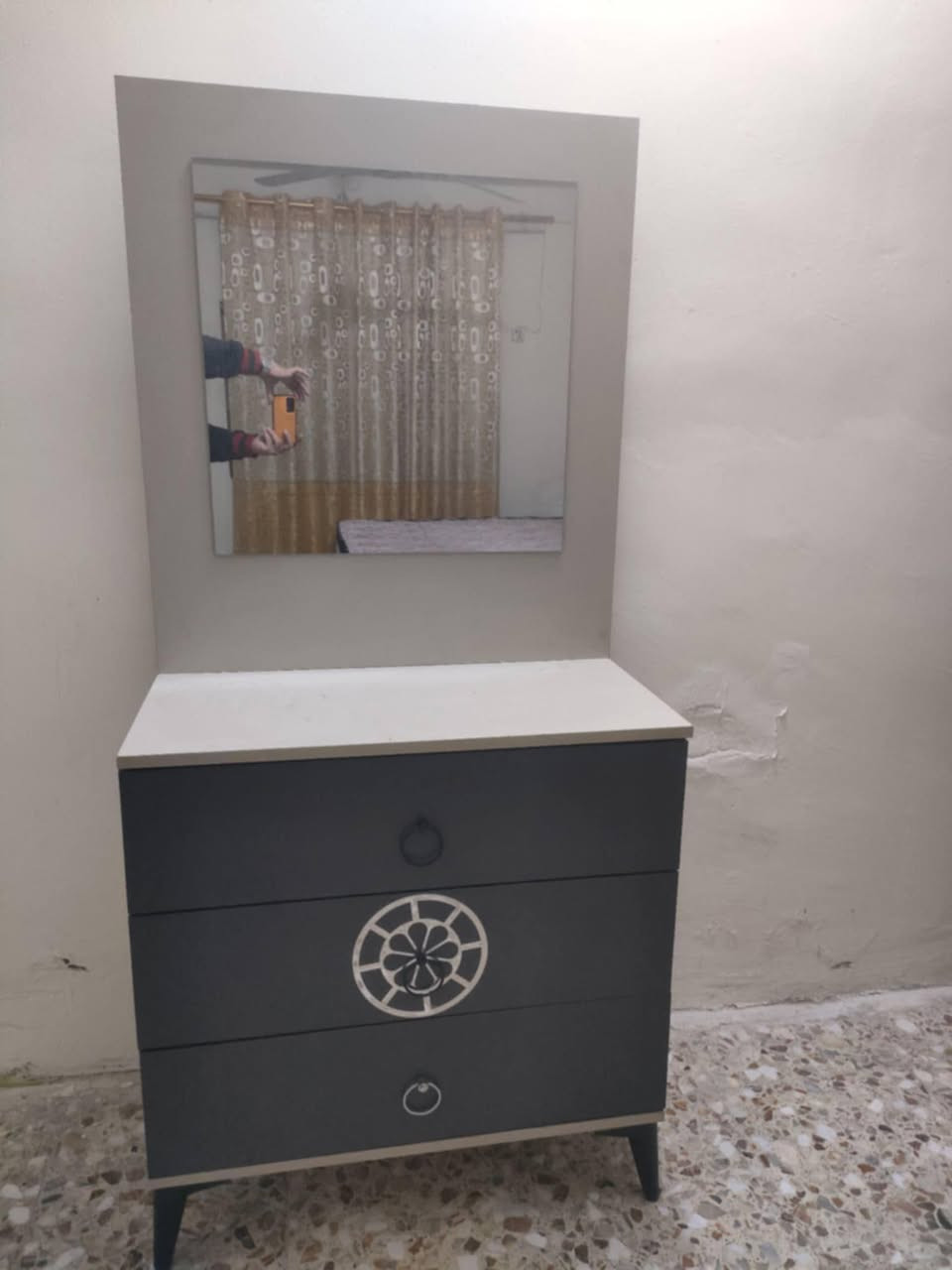 غرفة نوم للبيع 5قطع مكان محاويل بعدها جديدة سعر قفل 350


**إذا كنت صاحب هذا الإعلان وتريد حذفه لأي سبب، رجاءا أرسل رسالة إلى الدعم الفني**