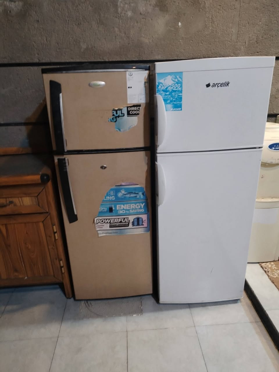 غراض منزلية البيع *********** عنوان حي حكيم خالف محطة الحفرية كلشي عندي بي ضمان
