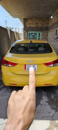 ١١ للبيع مصفره بيها ضربات باب جنطه قبق بانزين السعر ٨٢ ...... ٠٧٨٠٦٠٥٢...