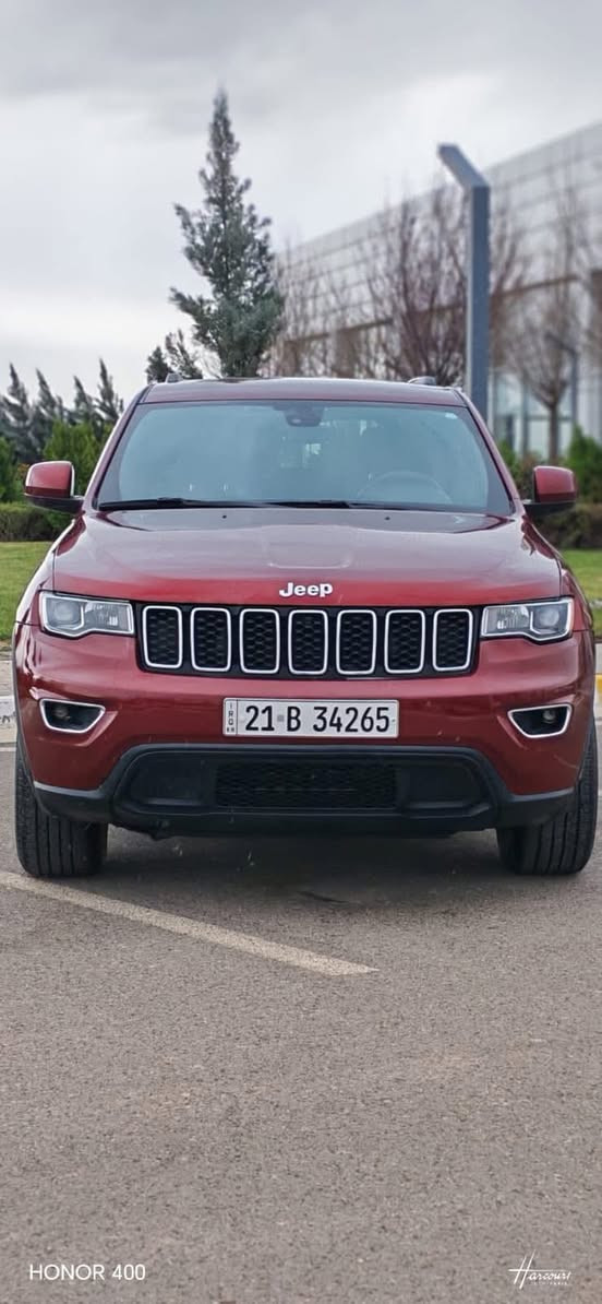 جيب لاريدو موديل2017ماشيه163ميل كير محرك مكفوله وارد امريكي بدون ايرباك سياره جديده حلوه عنوان سليمانيه السعر188بيها مجال***********
