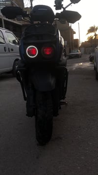 للبيع نضافه فول الدراجه 6 بطاريه الملف 3000  السرعه 70 الشحنه الوحده ت...