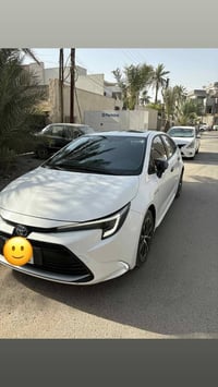 كورلا هايبرد 24 العلامه الزركه ماشيه 18 الف مكفوله سعر 147 مجال بسيط ب...
