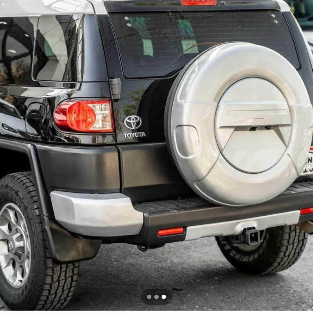 Toyota fJ crouser 2013
بۆ فرۆشتن
بێ بۆیاخ 
هەندەک ساردەکوتی هەیە رەسمی سۆنەرەکەم داناوە
گێرو مەکینەی بە شەرت
نمونەیە لە جوانی 

شوین هەولیر
***********
*********** أربيل, العراق
