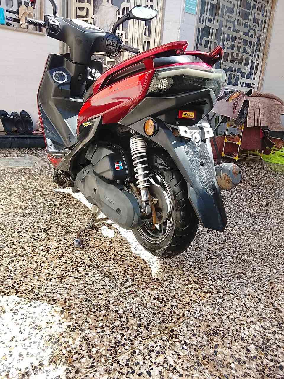 سكنس شمعه  كوري نوزل اله البيع  دراجه نضيفه المكينه خرسه كهربيات كله شغله بس المازده  الماميه مكسور مالته  ودراجه نضيفه بيها نقوصات بصيطه رايدها
950 وبيها مجال مكاني بغداد الامين الثانيه *********** متواجد عل وتساب
