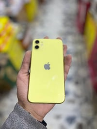 ايفون 11عادي شرق اوسط جهاز مكفول كفاله عامه ونظيف معنى الكلمه بطاريه 7...