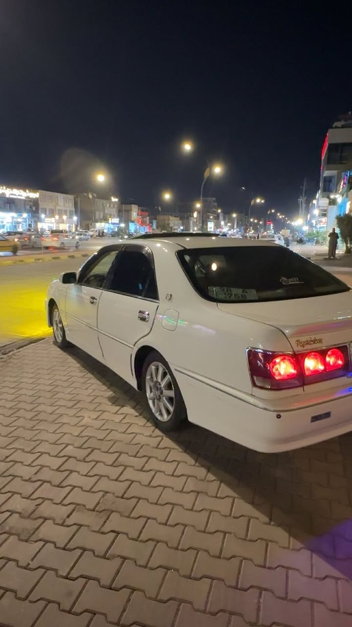 السلام عليكم
سياره للبيع ملكه كراون 
الموديل : 2000
المواصفات : 1-رادار امامي
2-اربع حساسات امامي وخلفي 
3-كامرات اماميه ثنين
4-اربع دكم كرستال اصل 
5-فتحه
6-D4 الچبير
7-تبريد امامي خلفي
8-ثلاجه خلفيه
9-تخم تاير جديد
10-حداديه جديدة
11-نمرة نجف انگليزي تحويل ثاني يوم بأسمي
12-كشنات اربعه كهرباء
13-تحكم ستيرن(عضلات)
14-تدفئه 
15-دواخل مخمل بيجي
16-ويل نجمه ابيض
17-مري اصل ملكه
18-سيدي6 اقراص جنجر
19-بلوتوث اصل
20- غراض جنطه كامله بدون نقص برغي واحد
21-گيجات الكترونيه
22-سستم صوت +دمامات فول
23- اربع كشنات خزن
رقم الشاصي : 75

السعر🛑 170 بي مجال للشراي

ملاحظه : السياره لاگص ولا نقل جثه تحوير نجف فوگ جوه 
مكاني النجف الأشرف

رقم الهاتف : ***********
