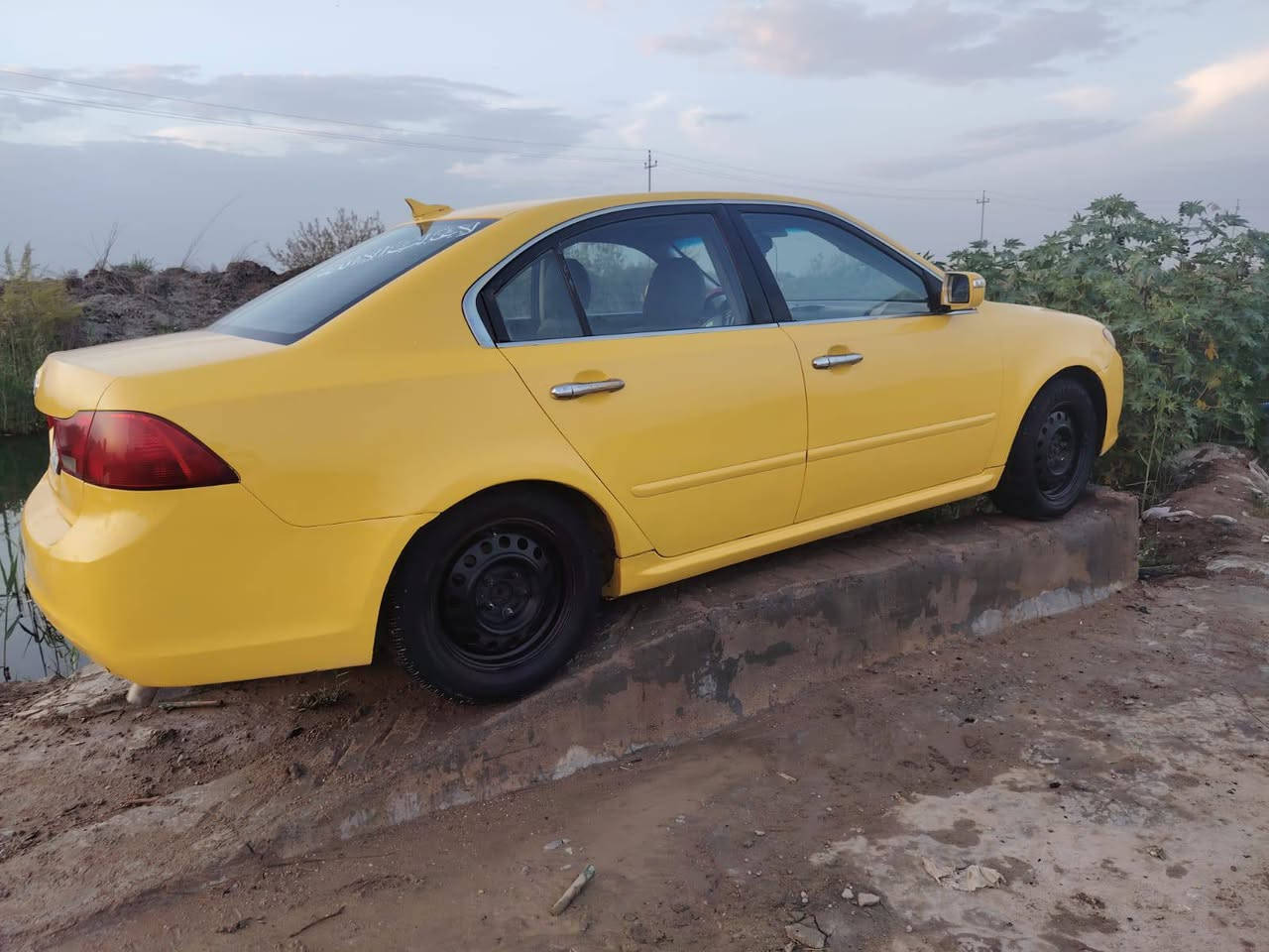 سلام عليكم سياره اوبتيما موديل الفين وتسعه سياره كارتون تخم تاير مكينه وكير كارتون  وباقي التفاصيل اتصل وبيك خير ودلل مكاني ناصريه الشطره وهاذ رقمي *********** مصفره خط وبحث
