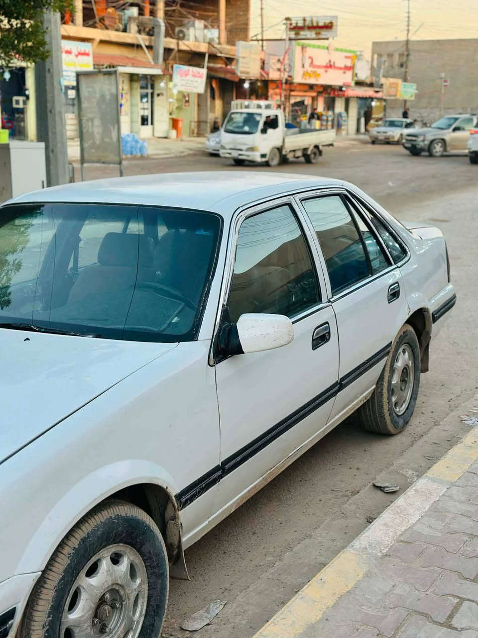 السلام عليكم ورحمه الله وبركاته شباب دايو برنس موديل 1995 مبيها صبغ ابلاديه سنوية بعدها ماساقطه موجود بتكريت بسمي رقم بغداد انكليزي سيارة نضيفه شوف العين رايدها 33وبيها مجال لطيبين رقم الهاتف *********** غير متواجد على الفيس الرقم بي وتساب
