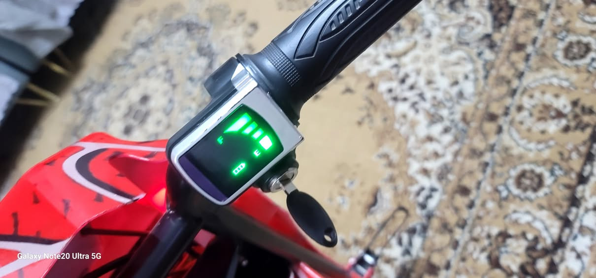 السلام عليكم ...دراجة درفت شحن للبيع نظيفةاستخدام قليل جداً السعر 159 الف رقم الهاتف (***********)
