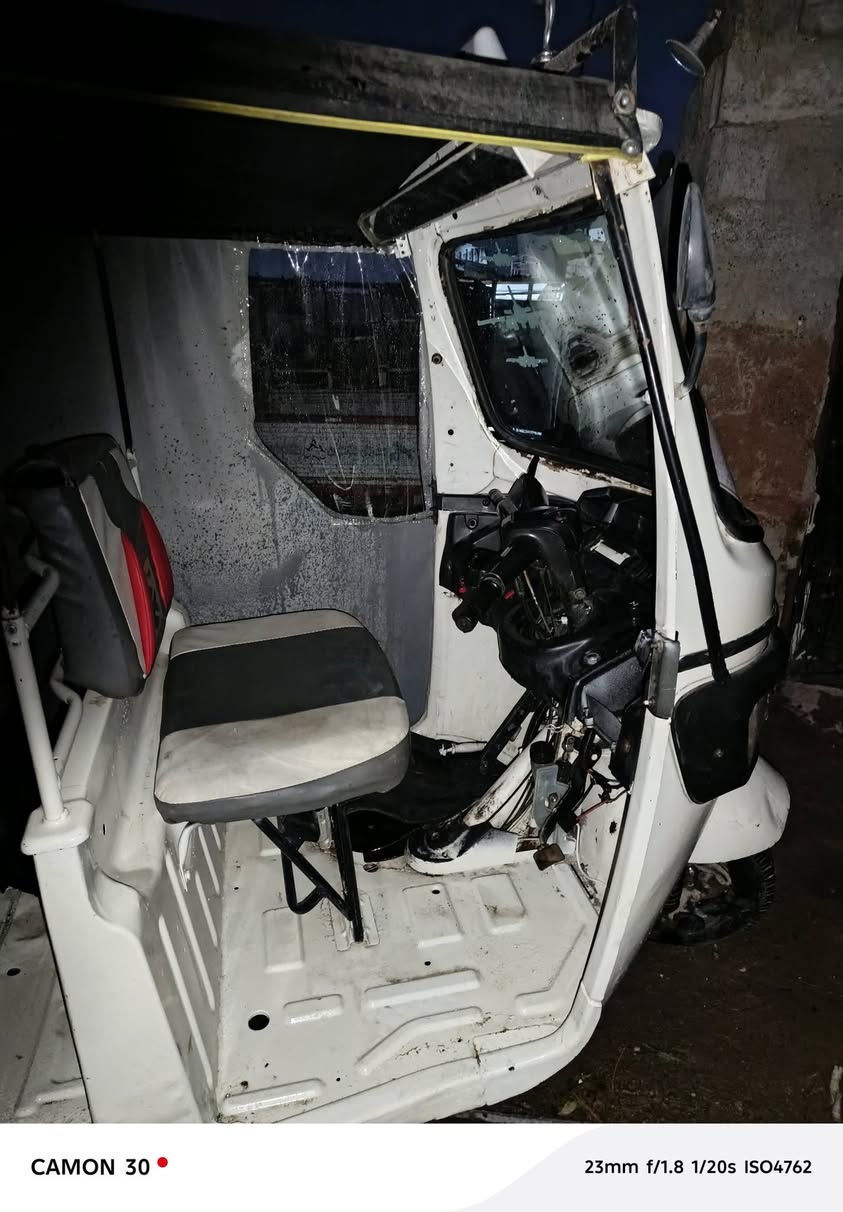 تكتك تي فيس 17 اوراق كامله اصولي تكتك نضيفه 
جاهزه السعر 2500 بيها مجال بصيط بغداد قرب صيطره الشعب ‏‪***********‬‏
