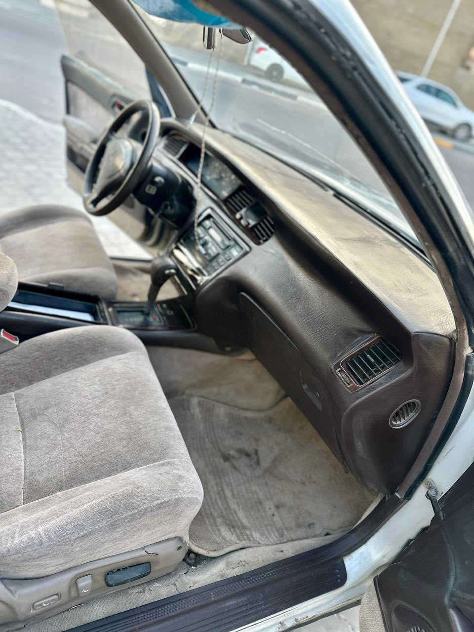 سلام عليكم بطه فصل مديل 95 رقم بصره سنويه مجدد رقم الجديد هزه جديده مكفوله من الكص والنقل جثه والضربه والعيب الشرعي مكينه ثنين ونص كير وحداديه بلكارتون تبريد ثلج شاشه كهربائيات كلهن شغالات تخم تاير جديد السعر59 وبيهه مجال قليل المكان البصره***********
