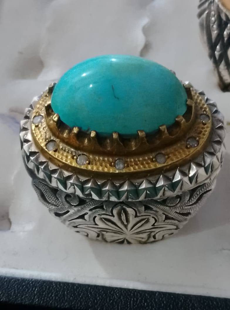 للتواصل الاتصال على ***********
