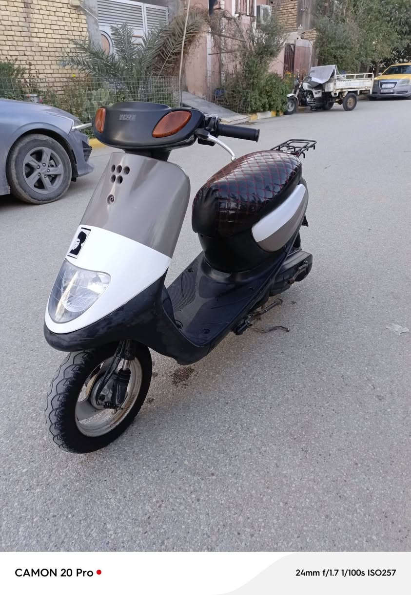 دراجه منغولي نثيه مكينه ما فتوحه شرط ناعمه خرسه  دراجه كهربائيات كلها شغاله سلف هندر اشاير بكلايت كله أستانه ام حساس شغال قفل جنطه قفل اكسن دراجه برقي ما مفتوح بيهه جديده أو نضيفه الرقم /*********** مكاني ناصريه مركز
