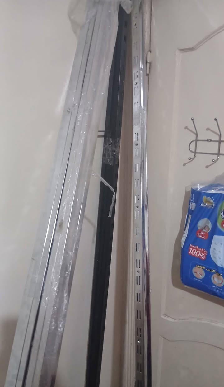 مساطر وهوكات ملابس /***********
