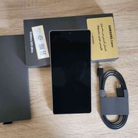 اس ٢٥ الترا • تيتانيوم • ٢٥٦