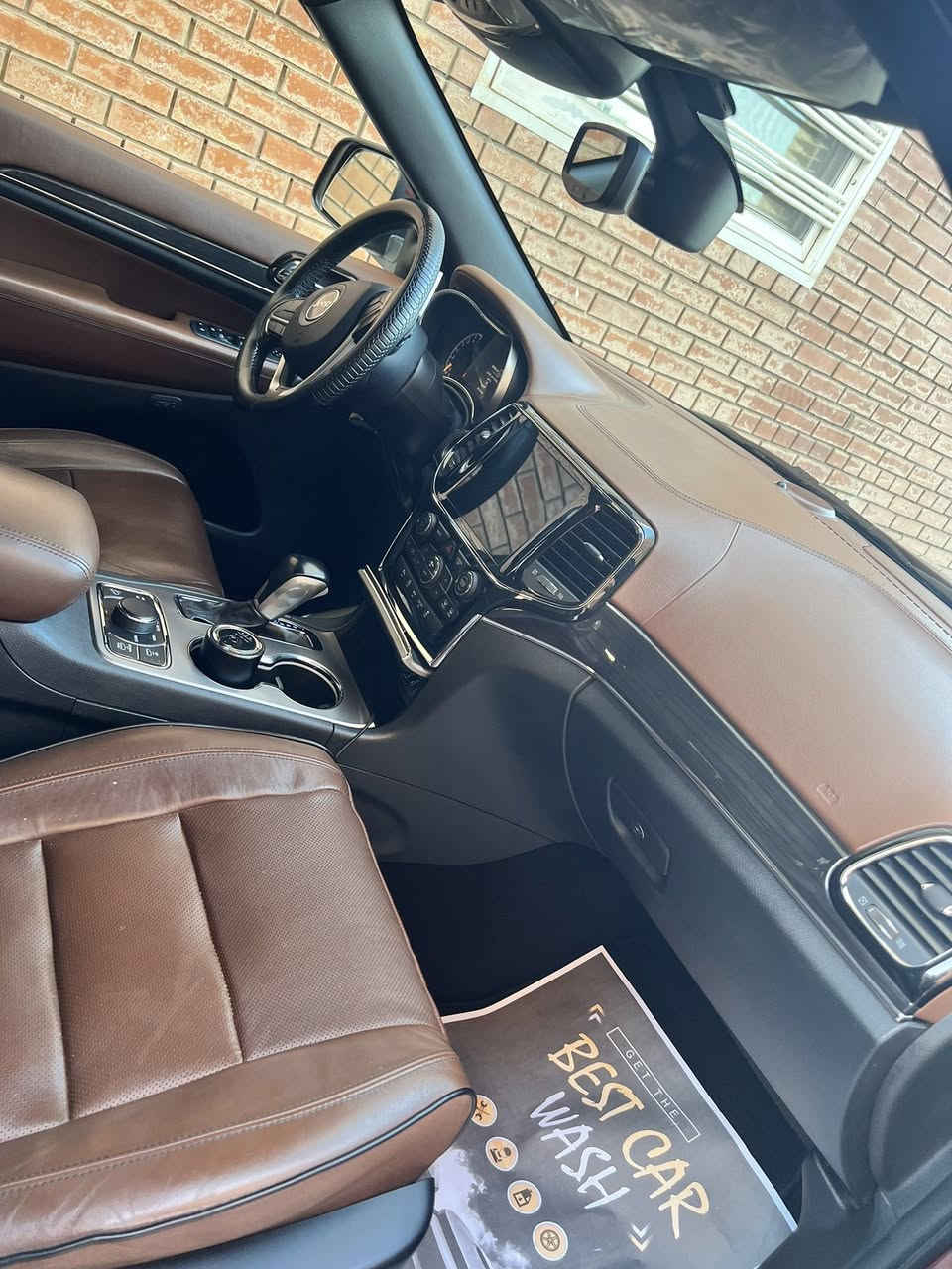 السلام عليكم جيب اوفرلاند ٢٠٢١ خليجي مكفوله ماشيه٦٤ الف كيلو تخم تاير جديد ميحتاج اشرح عن المواصفات هيه كدام العين ومواصفاته معروفه رايده ٣٤٥$ بيه مجال *********** مكاني بغداد
