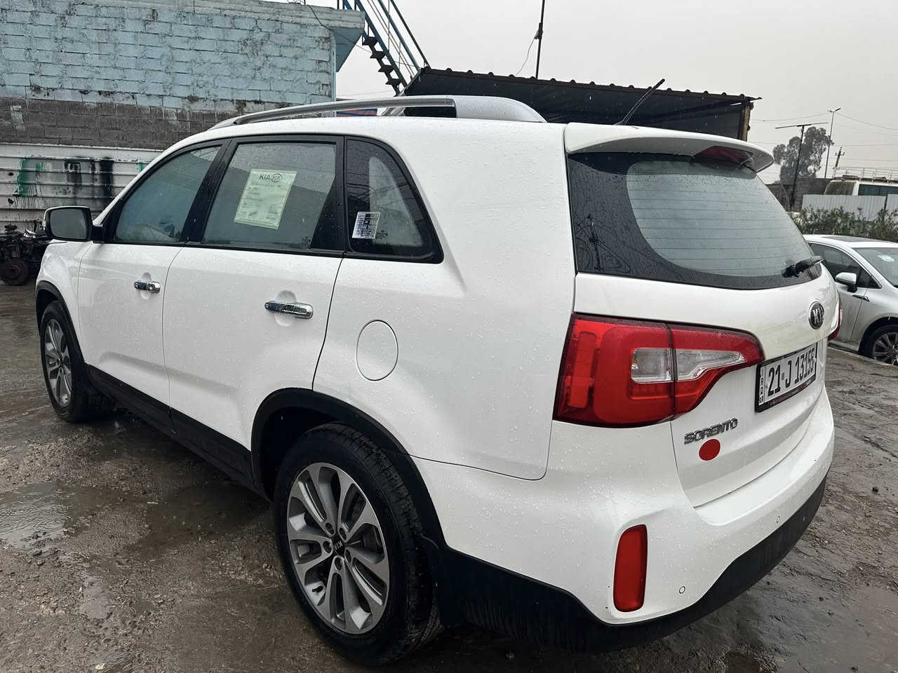 سورنتو موديل 2014 خليجي مكفوله من الضربه والصبغ والبارد رقم سليمانيه  سبعه راكب سياره جاهزه من كلشي ماشيه 155 حقيقي كير محرك ما مفتوح وضع الشركه 5 ويل كب سبير منازل مكان السياره بغداد الشعب 
***********
