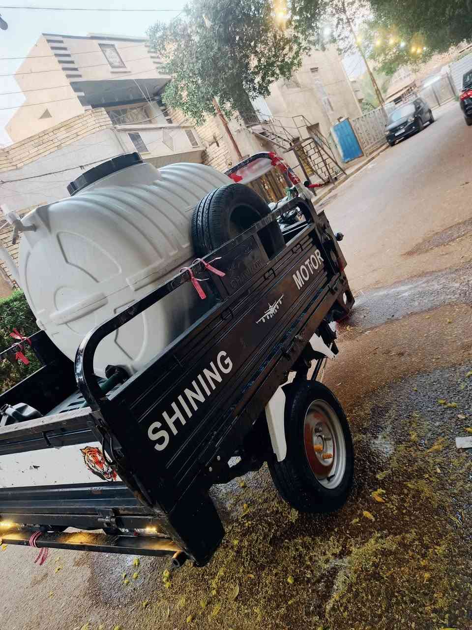 السلام عليكم ستوته للبيع صقر مديل ٢١ ستوته خير من لله مكينه تخبل ستوته اي نقص مابيه + تانكي مال مي + سماعه + سكيبه لايلون العلوان الزعفرانيه شارع الكهرباء الرقم *********** السعر ١٨٥٠ وبيه مجال
