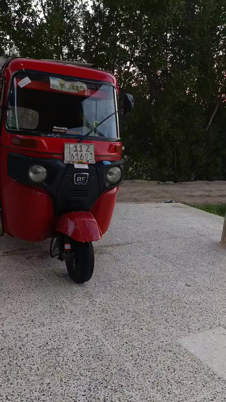 سلام عليكم تكتك للبيع موديل 18 شهر 8 رقم وسنويه 
تكتك جاهزة للشغل كلجات جديدة سلف جديد مكاني واسط قضاء النعمانية هذا رقمي *********** السعر 5وبيها مجال
