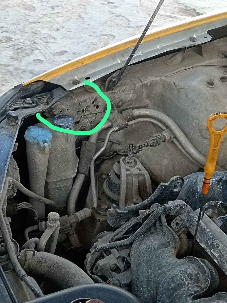 افانتي الانتره مديل 9 خليجي سنويه 28 هيئه وخط جديد قبل سبوع سويته غرامه عليها ب100 مكينه 1600 تبريد ثلج كامله مكمله صدر حلو درايم شفتات جدد دوشمه دوشمه تنته كلشي كامل كهرباييات بيها سياره تكص بين تبديله وتبديله تنقص نص لتر حادثها بجم موضح بل منشور وبيها طخطخات وشخوط قطره كص مابيها  سياره  خير من الله  السعر 75$ وبيها مجال حك جيتك مكاني بغداد فلكه سلمان باك التاميم / اتصال عالرقم  ***********
