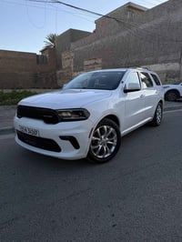 للبيع دوج دورنكو 2022  مكينه 3600  ماشيه 52ميل  داخل جلد عسلي  ويل كرو...