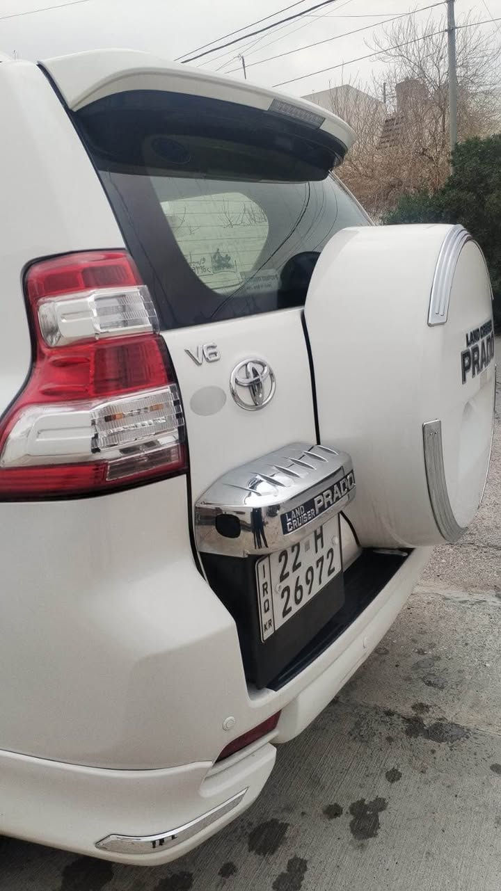 پرادۆ مۆدێل ٢٠١٠ 
٦ پستۆن 
چاملخی پێشەوەی سایەق بۆیاخە بستەک بۆنیتی تەعدیلە
گێر مەکینە بەشەرت  سەنەوی نوێیە تایەی تازەیە   سەلاجە دەبڵ تانچی ٤ جام ئەوتۆ   بەسمەیە
*********** 
*********** أربيل, العراق
