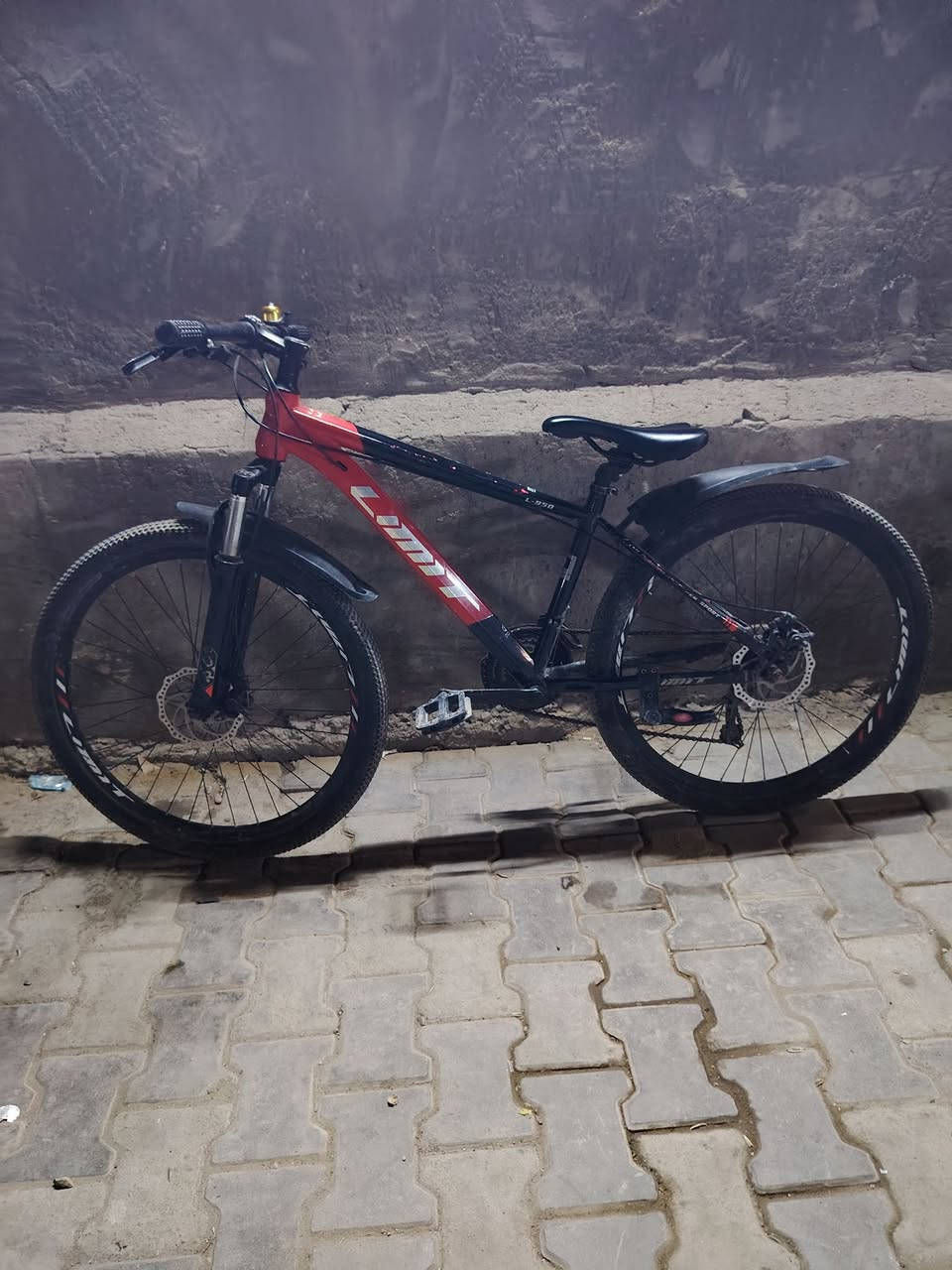 للبيع سعره 50
بغداد حي اور ***********
