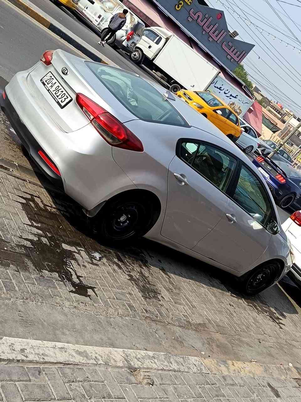 فورتي 2018 وارد أمريكي  الضرر جاملغ عكس السايق شواصي لغد مكفول  السياره خير من الله السعر 130وبيهه مجال  المكان بغداد الراشدية  تحكمات شاشه ***********
