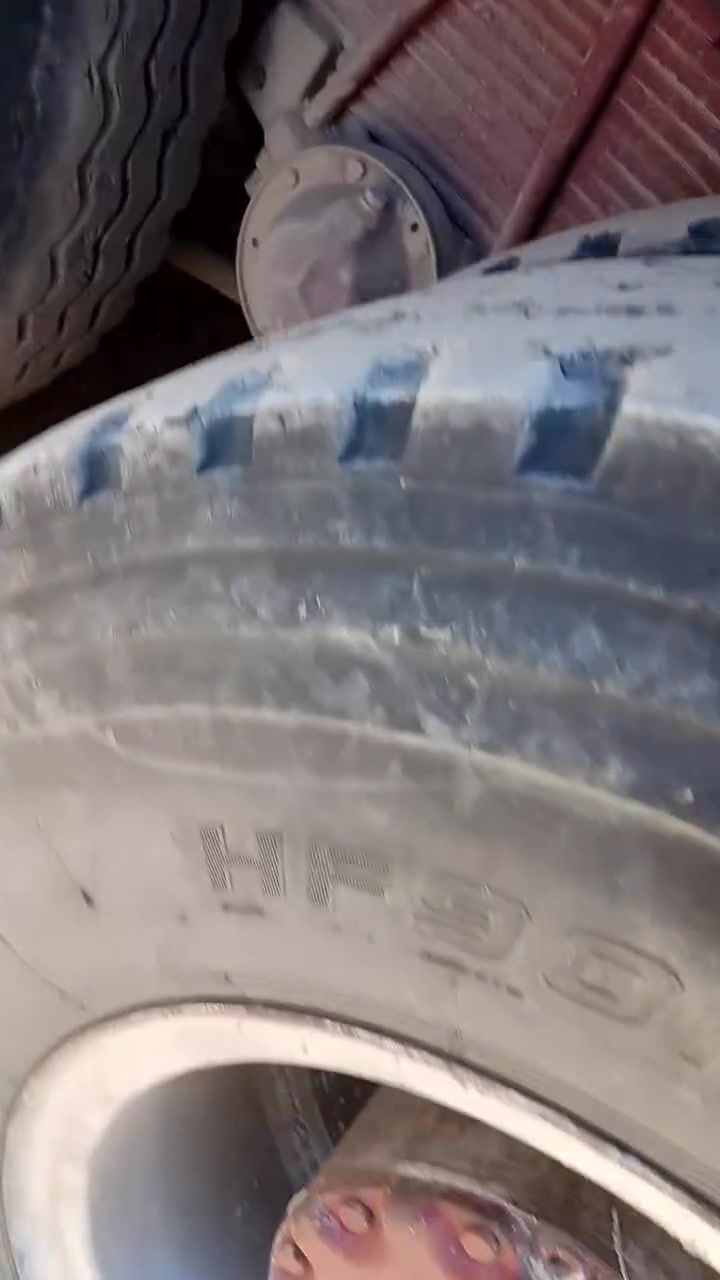 تايرات 20 نص عمر بيع او مراوس ب22 ب24 مكانه كربلاء الابراهميه ***********
