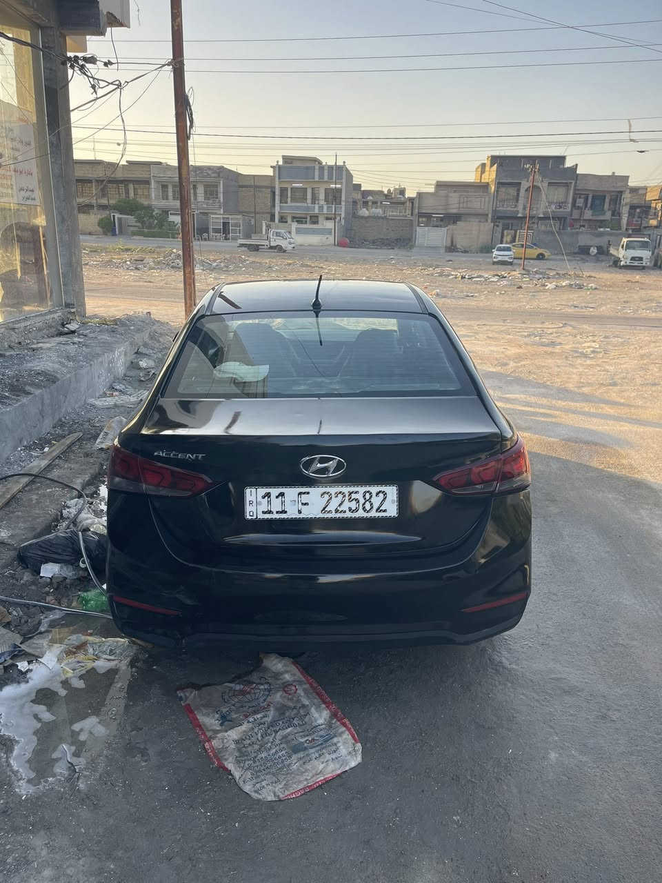 هيونداي اكسنت موديل 2019 أمريكي بغداد
سياره حلوه وجاهزه ولحادث موضح بل صور مكينه كير جديدات وبيها صيانه جديده حادثها جاملغ وقبق الجنطه محرك 1600 جيتي مكانها بغداد الغزالية سعرها 98$ وبيها مجال  للشراي ***********
