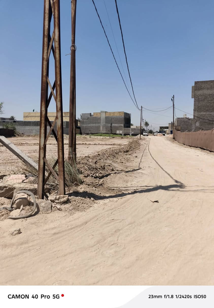 السلام عليكم للبيع قطعة مساحة 250
طابو زراعي سند 25
شارع نادر خلف محطه العرفان والمعمل الغاز
هذا رقمي ***********
