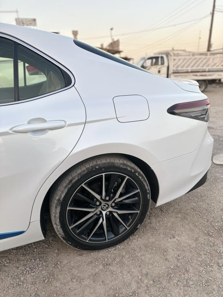 كامري 2024  GLE  بغداد بأسمي وكاله عبد الطيف  خليجي  فقط رصعه بسيطه في التكمه كما موضح بصوره  عنوان بغداد جسر ديالى  
رقم ***********
