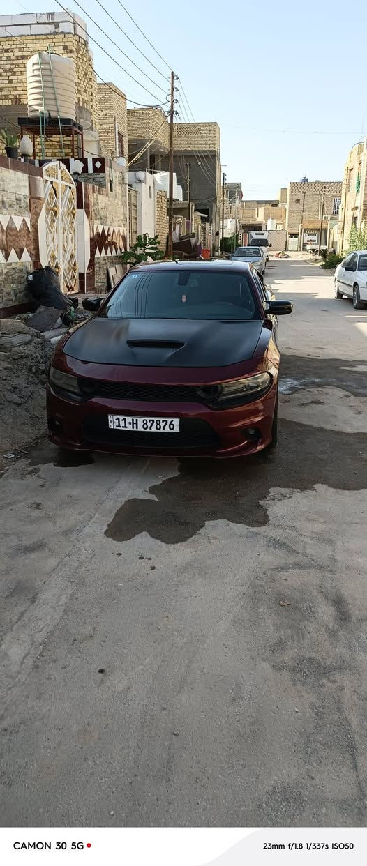 جارجر  RT  2017
كير مكينه جدد
سياره ماشيه 56 mi
فول مواصات نقطة عمياء.. 
كشنات تدفأة تبريد...فتحة... كزوز صوت 
تشعيل عن بعد
مضخم صوت 
لايتات ٢٣  و منضومه زنون 
رقم بغداد وبسمي 
حادث جاملغ وبنيد 
مكان السياره ذي قار الشطره 
***********
***********
