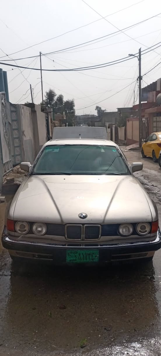 سلام عليكم بي ام 735كيرومحرك شرط فول اتوماتيك وكاله وتحويل هزه كامله باقي عل تحويل سعر ٣٠ وبيه مجال ***********
