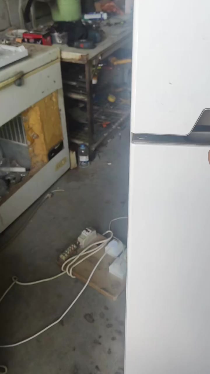 فريز خارجي للثلاجة فستل 
ورشة البرزنجي 
بالادارة مهندس احمد البرزنجي 
***********
العنوان طوز حي جمهورية قرب جامع الستار
