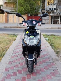 مكلف بلنشر دراجة سكنس(فحل )  🛵 للبيع دراجة شلعه معدل كهربائيات كلهه شغ...